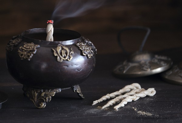 raeucherschnuere_nepalkordeln_fx04099