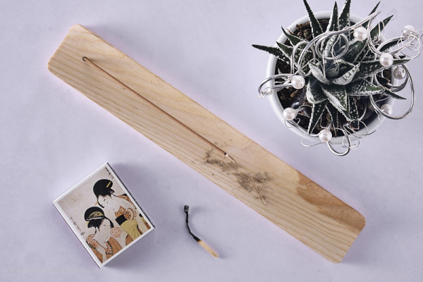 Räucherstäbchenhalter mit runden Ecken