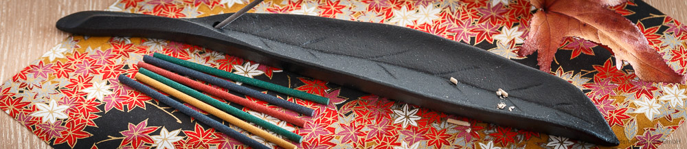 Räucherstäbchenhalter aus Gusseisen