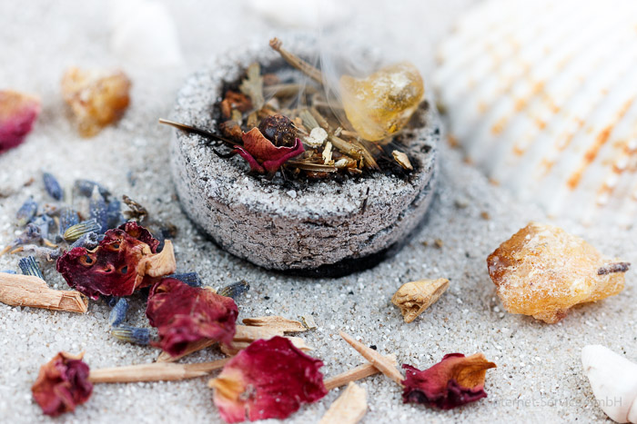 R&auml;ucherwerk auf Kohle r&auml;uchern